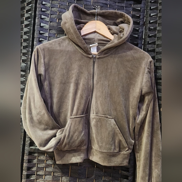 🐞3/33🐞 H&M brown velour cropped hoodie - Picture 5 of 7